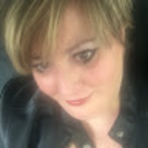 Meet your Posher, Caren - Picture 1 of 1